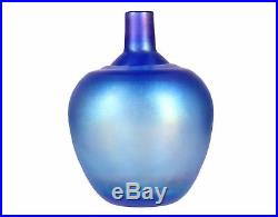 A Bertil Vallien Kosta blue lustre vase Iridescent Swedish art glass
