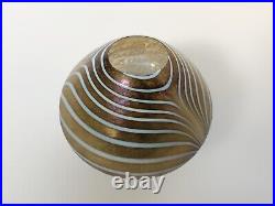 BERTIL VALLIEN KOSTA BODA Vase Minos Glass Signed 1984