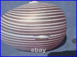 Bertil Vallien Aphrodite Art Glass Vase white Stripes Kosta Boda iridescent Pink