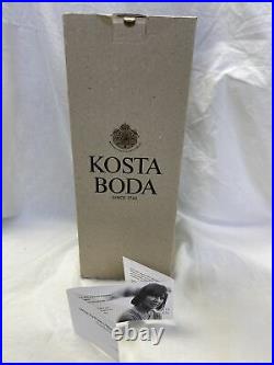 KOSTA BODA 9 ULRICA HYDMAN-VALLIEN RED MATTE CRYSTAL VASE with Original Box