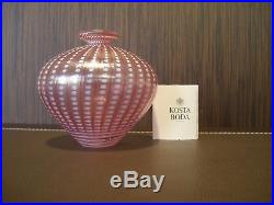 KOSTA BODA Bertil Vallien Vase Minos 48461 in pink Art Glass iridescent