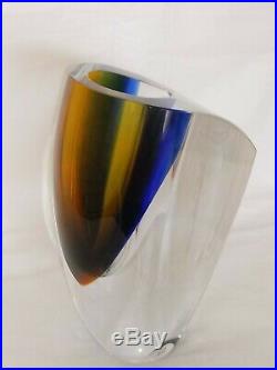 KOSTA BODA MIRAGE 8-1/4 Vase Goran Warff Scandanavian Art Glass Amber BLUE