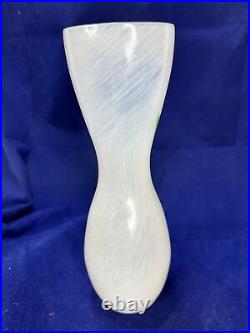 Kosta Boda 10 1/8 Blue Tulipa Tulip Glass Vase By Ulrica Hydman Vallien Mint