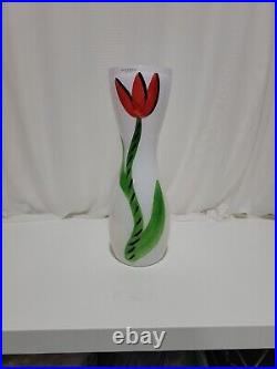 Kosta Boda 10 1/8 Red Tulipa Tulip Glass Vase By Ulrica Hydman Vallien SIGNED