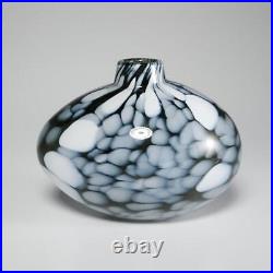 Kosta Boda Ann Wahlstrom Art Glass Nest Egg Vase Black Gray Clouds 6.5h 8w