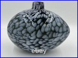 Kosta Boda Ann Wahlstrom Art Glass Nest Egg Vase Black Gray Clouds Signed