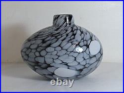 Kosta Boda Ann Wahlstrom Small Studio Glass Egg Nest Marbled Vase 40212