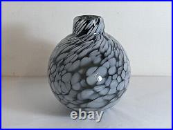 Kosta Boda Ann Wahlstrom Small Studio Glass Egg Nest Marbled Vase 40212