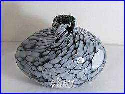 Kosta Boda Ann Wahlstrom Small Studio Glass Egg Nest Marbled Vase 40212