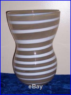 Kosta Boda Art Glass Gunnel Sahlin Signed Beige White Swirl Spiral Vase # 49838