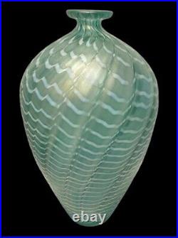 Kosta Boda Artist Collection Green Irridescent Vase 10 Bertil Vallien 48439