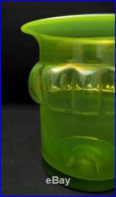 Kosta Boda Bertil Vallien Scandinavian Art Glass Citrine Green Vase MID Century
