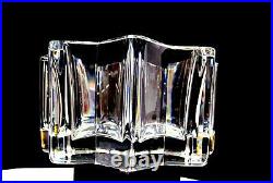 Kosta Boda Eden Falk Signed #57987 Heavy Crystal Star Shaped 6 3/8 Vase