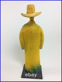 Kosta Boda Glass Figurine Sculpture 7264000 Man in Yellow Kjell Engman Man Hat Yellow