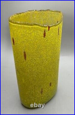 Kosta Boda Signed B Vallien Chicko Art Glass Vase #49606
