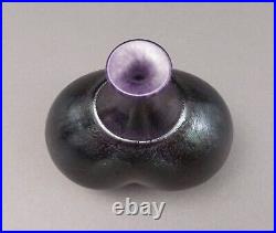 Kosta Boda Sweden Bertil Vallien Purple Volcano Buttocks Art Glass Vase 5 3/4