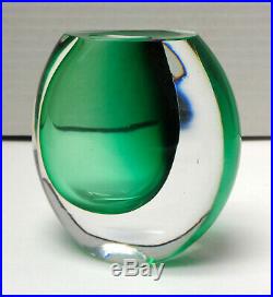 Kosta Boda Sweden Vicke Lindstrand 3 Green Asymmetrical Sommerso Vase