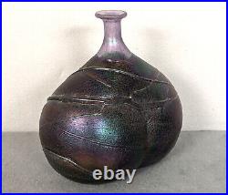 Kosta Boda Sweden glass vase Bertil Vallias volcano buttocks purple 24 cm height