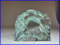 Kosta Boda Vicke Lindstrand Signed Polar Bear Art Glass Ice Block Paper Weight