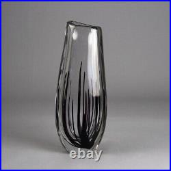 Kosta Signed Vicke Lindstrand Vintage Large And Heavy Vase Clear And Black 14