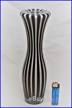 Kosta Vicke Lindstrand. Large Vase'unik In Black And White
