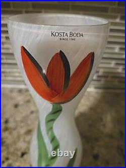 RARE Red Tulip Kosta Boda Frosted Glass Vase 10 GORGEOUS Art Collectible