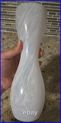 RARE Red Tulip Kosta Boda Frosted Glass Vase 10 GORGEOUS Art Collectible