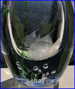 RARE Signed VICKE LINDSTRAND KOSTA BODA Vase Etched Fishes Solid Glass, 1950s