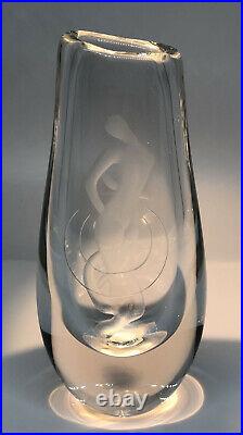 RARE Signed VICKE LINDSTRAND KOSTA BODA Vase Etched Glass Wading Lady, 1950's