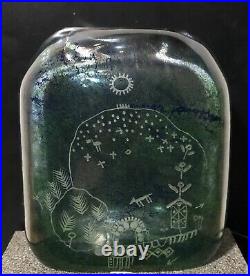 RARE Solid WARFF KOSTA BODA Petroglyph Vase Lappland Reindeer Glass, 1970 H6