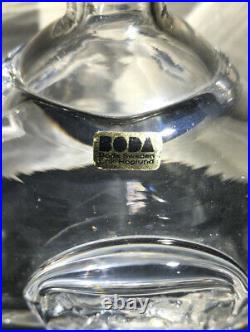 Signed ERIK HOGLUND KOSTA BODA SWEDEN Glass Decanter w Lid, Bull Seal H 6 1/2