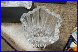 Signed Kosta Boda 48027 Art Glass Vase 8 by 4.5