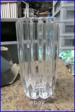 Signed Kosta Boda 48027 Art Glass Vase 8 by 4.5
