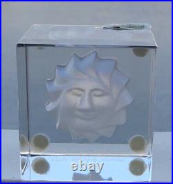 Signed RARE BERTIL VALLIEN KOSTA BODA Cube Face Sculpture Glass Sweden, H 3