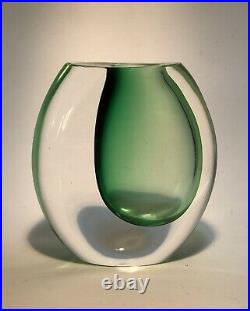 Signed Set VICKE LINDSTRAND KOSTA BODA Vase and Bowl Green Art Glass 1950, H2-3