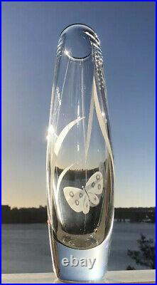 Signed Solid VICKE LINDSTRAND KOSTA BODA SWEDEN Summer Etched Glass Vase, H12