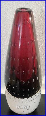 Signed Thickwall VICKE LINDSTRAND KOSTA BODA Red Glass Vase Air Bubbles, H7 1/4