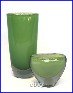Signed VICKE LINDSTRAND KOSTA BODA Vase Sommerso Green Glass, H 3-4, 1950's