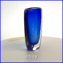 Small Crystal Vase Vicke Lindstrand, Kosta Boda, 4 Inch, signed (Video 360)