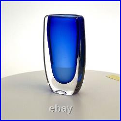 Small Crystal Vase Vicke Lindstrand, Kosta Boda, 4 Inch, signed (Video 360)