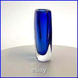 Small Crystal Vase Vicke Lindstrand, Kosta Boda, 4 Inch, signed (Video 360)