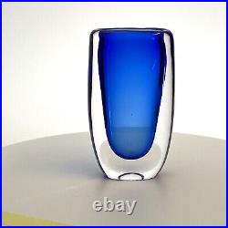 Small Crystal Vase Vicke Lindstrand, Kosta Boda, 4 Inch, signed (Video 360)