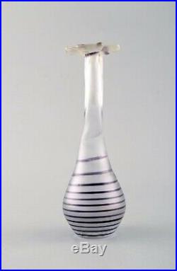 Ulrica Hydman Vallien for Kosta Boda Sweden. Vase in clear mouth blown art glass