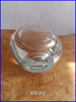 Vicke Lindstrand Crystal Vase (1904-1983) Signed Kosta Boda Woman in Bath